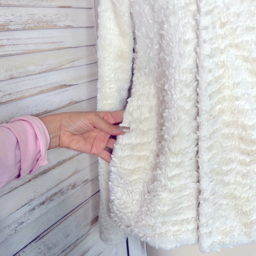 PATAGONIA l Ivory Pelage Fleece Minimilist Mountain Winter Teddybear Jacket S - Picture 7 of 12